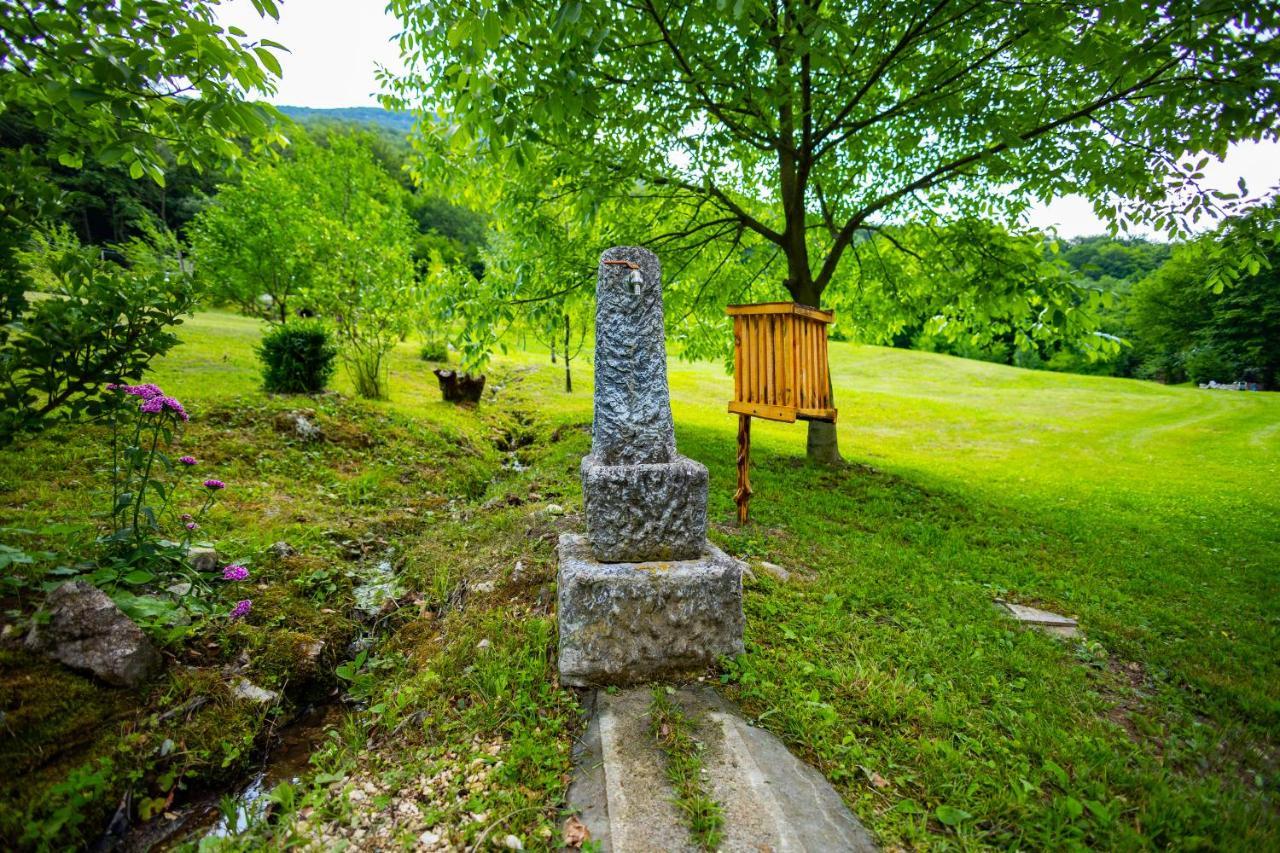 Kuca U Sumi - Forrest House Near Una National Park Bihać Zewnętrze zdjęcie